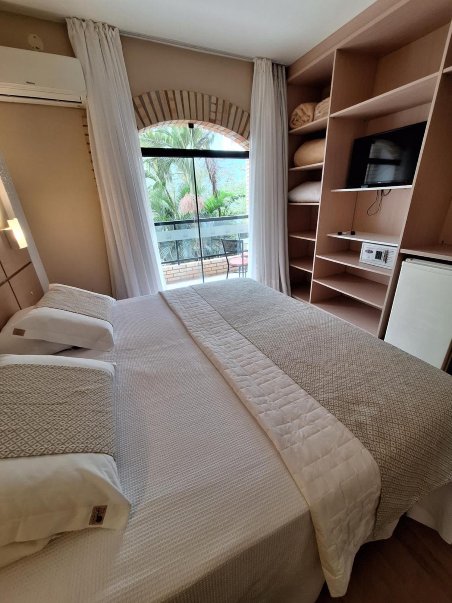 Hotel Joao De Barro Itajaí Екстериор снимка