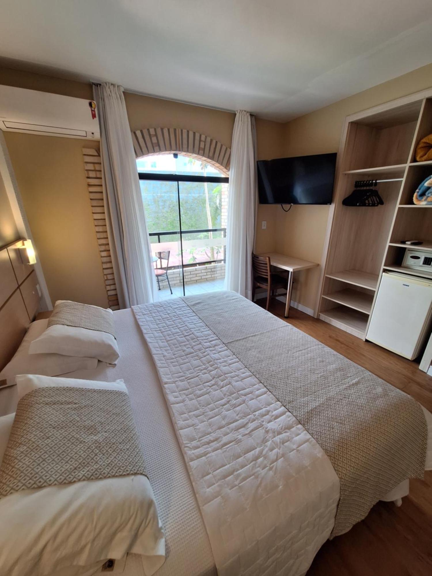 Hotel Joao De Barro Itajaí Екстериор снимка